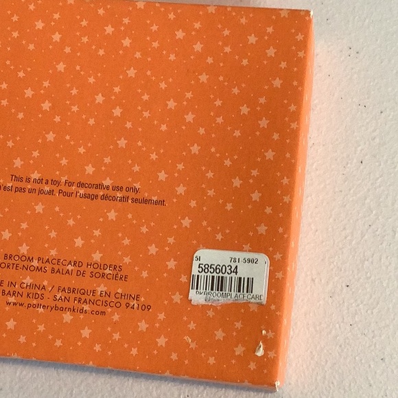 Pottery Barn Kids HALLOWEEN broom place card holders black New in box set of 4 - Picture 4 of 5
